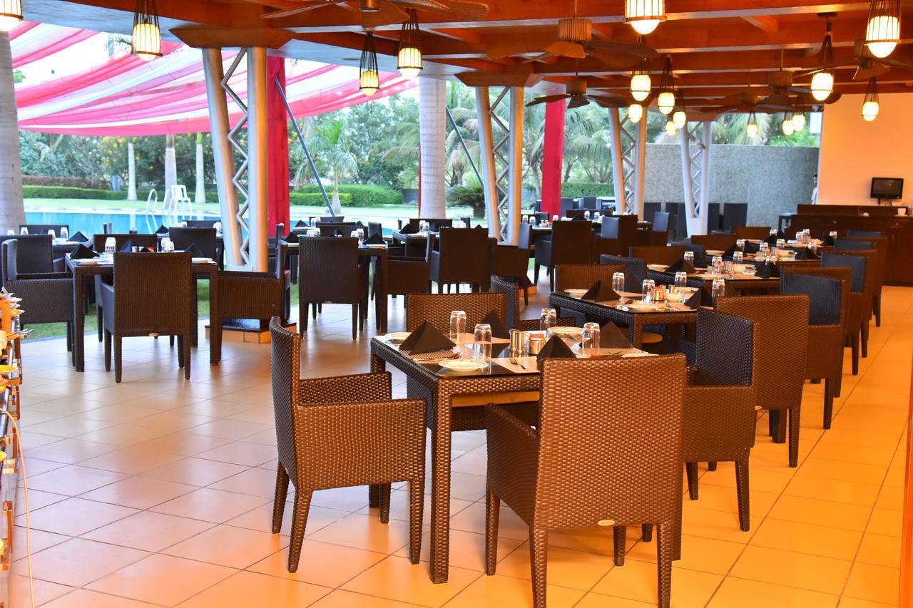 Seasons Rajkot Hotel Kültér fotó