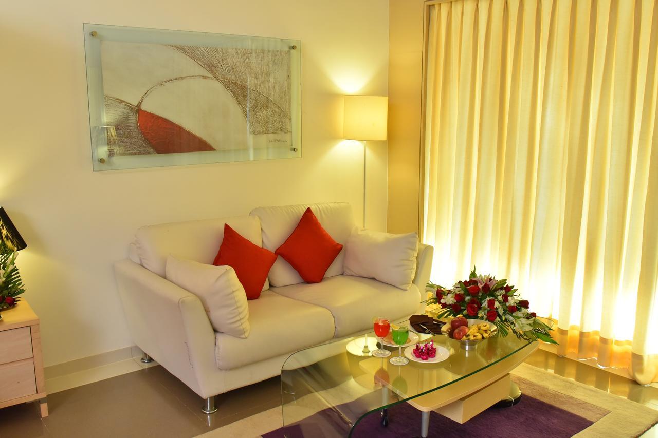 Seasons Rajkot Hotel Kültér fotó